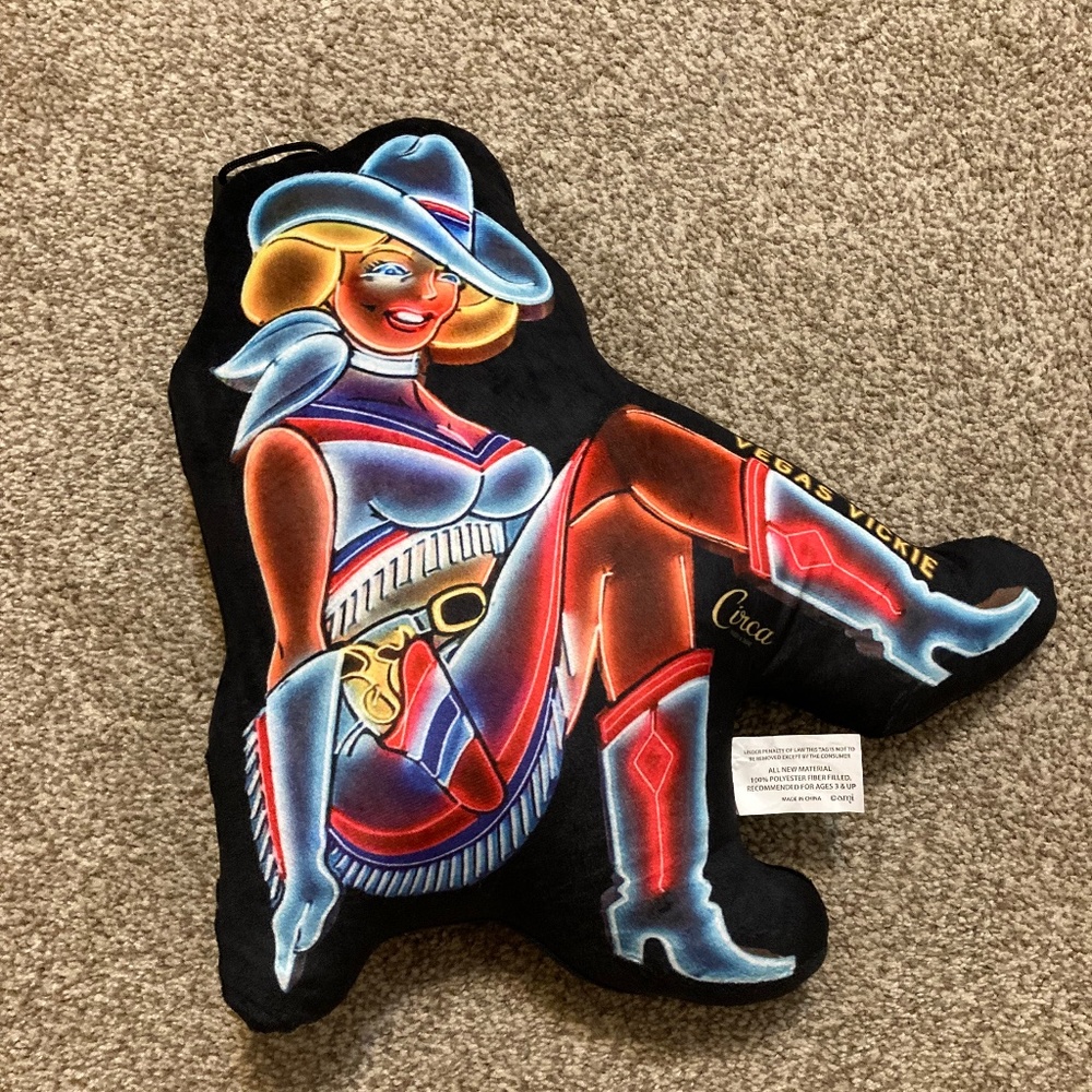 Circa Resorts Vegas Vickie Pillow